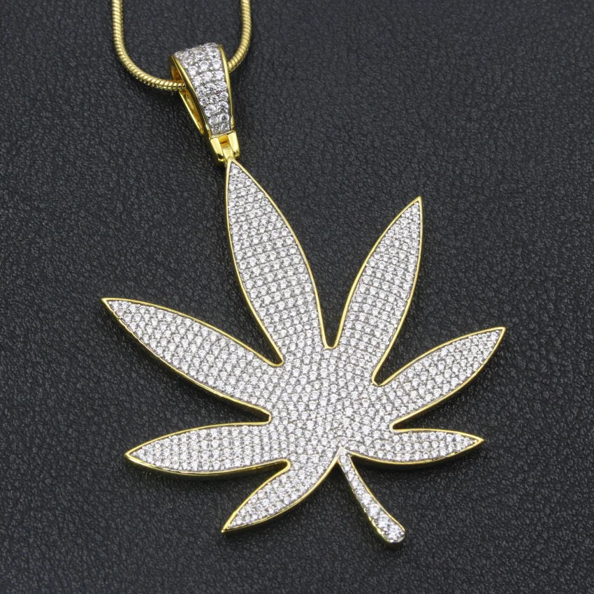 Charm CZ Iced Out Hip Hop Bling Maple Leaf Weed Marijuana Leaf Fine Silver Necklace Pendant Jewelry