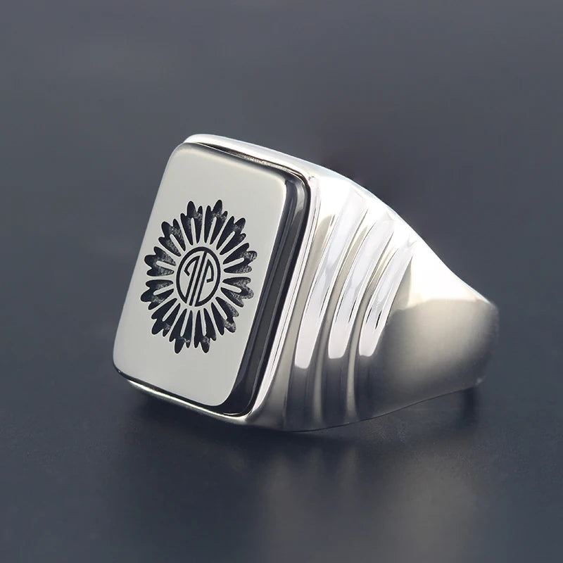 Family Ring Daisy Badge Black Agate Pattern S925 Sterling Silver Commemorative Ornament