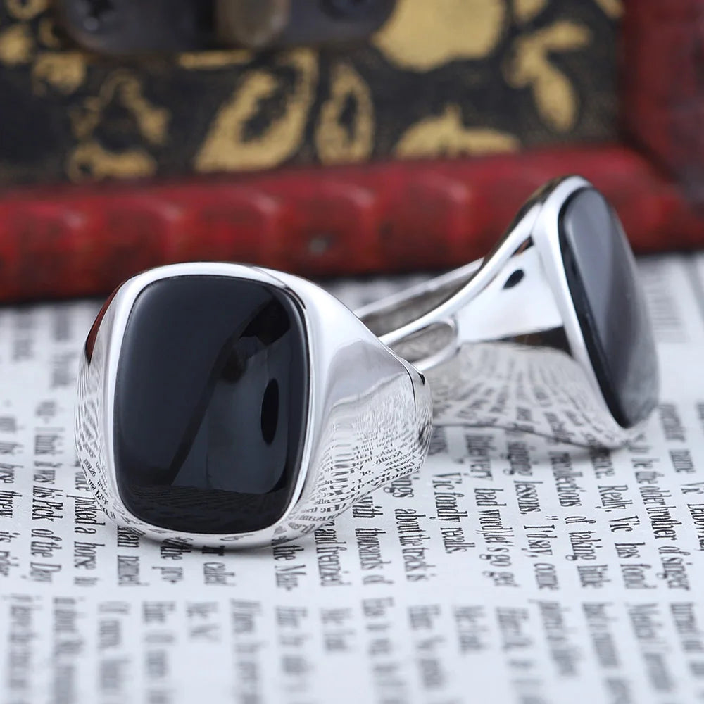 Fashion Black Agate Solid Back Relucent Sterling Silver Ring