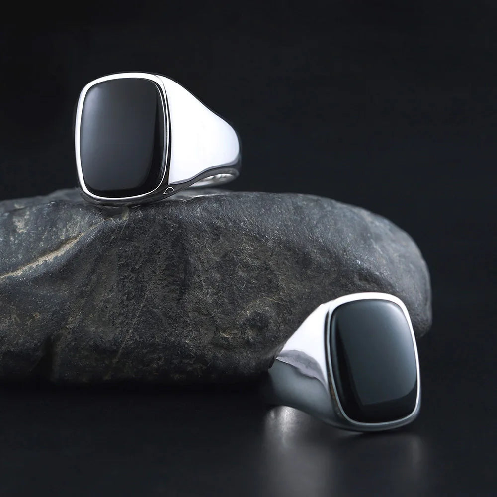 Fashion Black Agate Solid Back Relucent Sterling Silver Ring