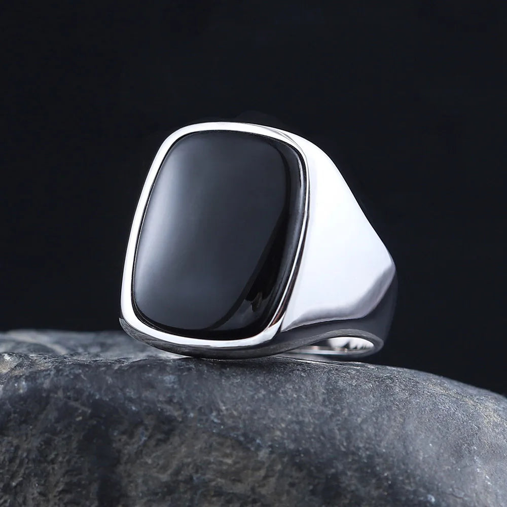 Fashion Black Agate Solid Back Relucent Sterling Silver Ring