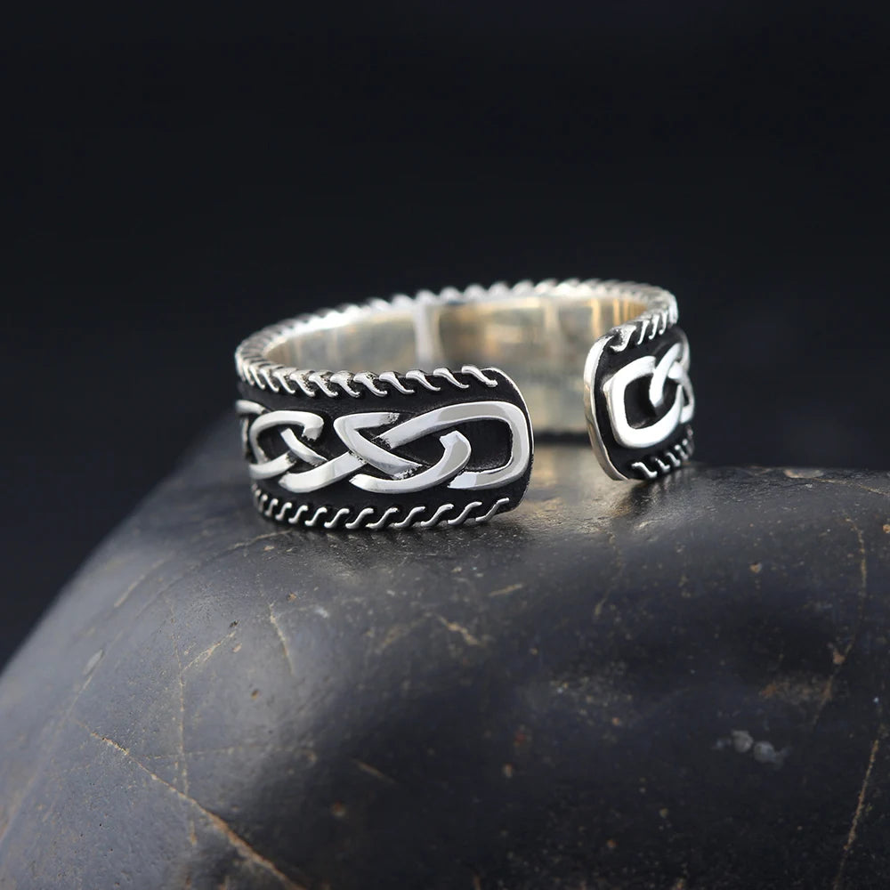 Antique Viking Totem Finger Size Regulable Sterling Silver Ring